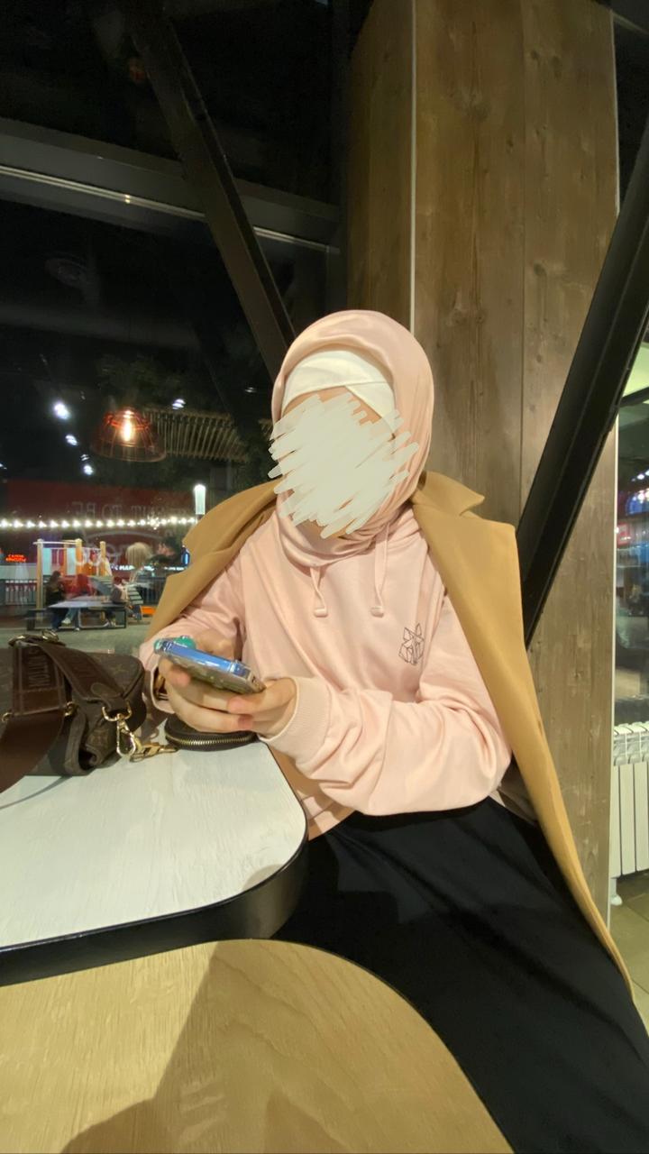 Женское бежевое пальто