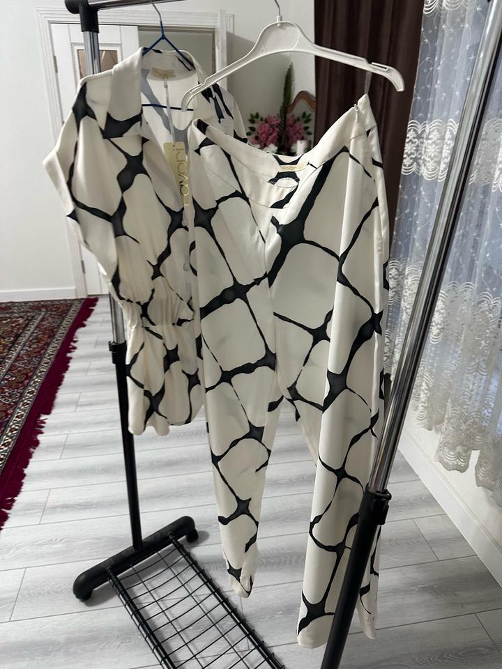 Favari Двойка кофто и брюки атласное