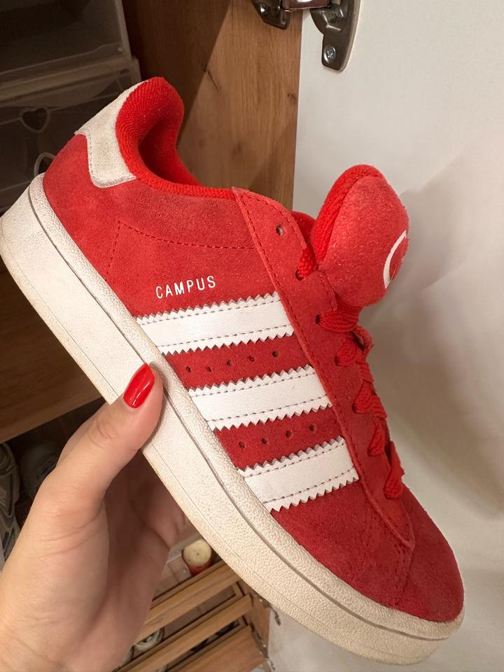 Кроссовки adidas Campus