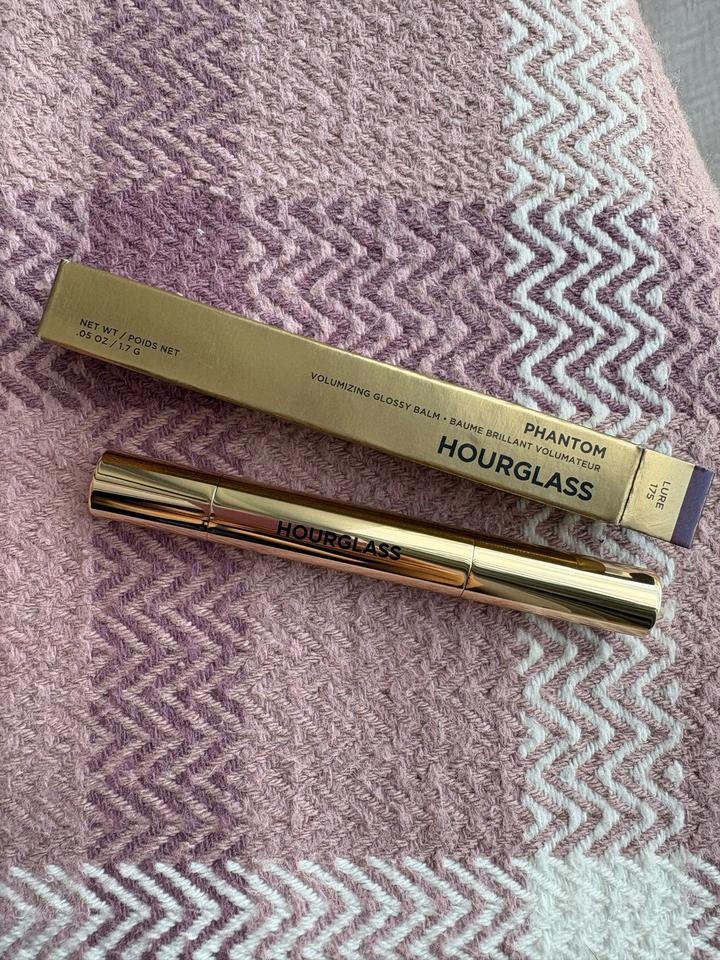 Hourglass Phantom Volumizing Glossy Balm