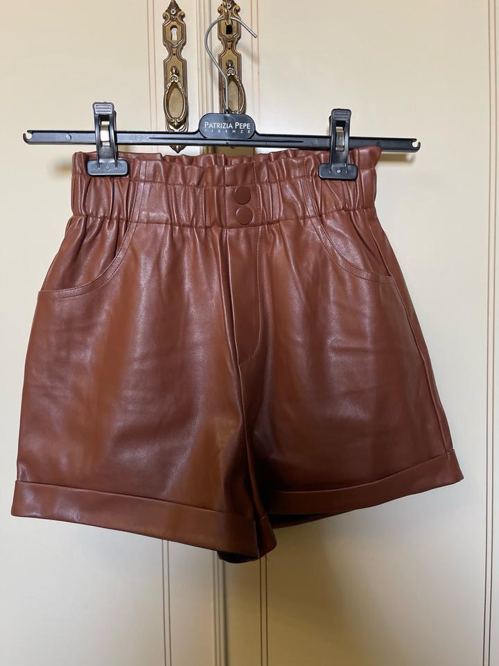 Pull & Bear Шорты