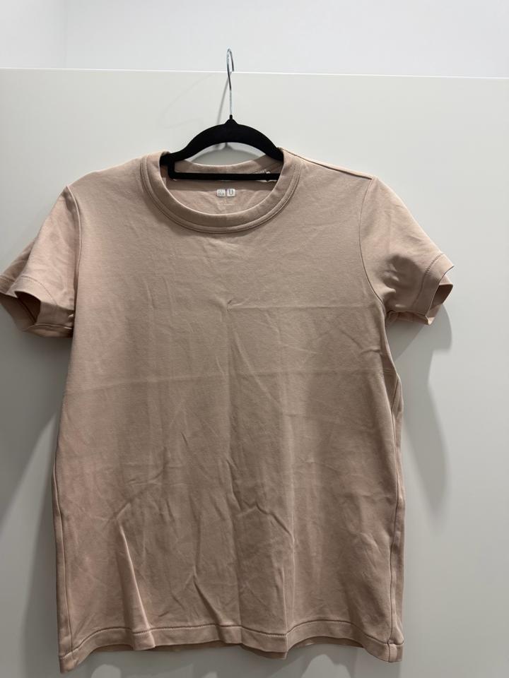 Футболка Uniqlo