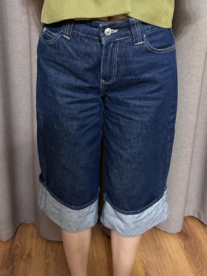 Bershka Бермуды из джинсы