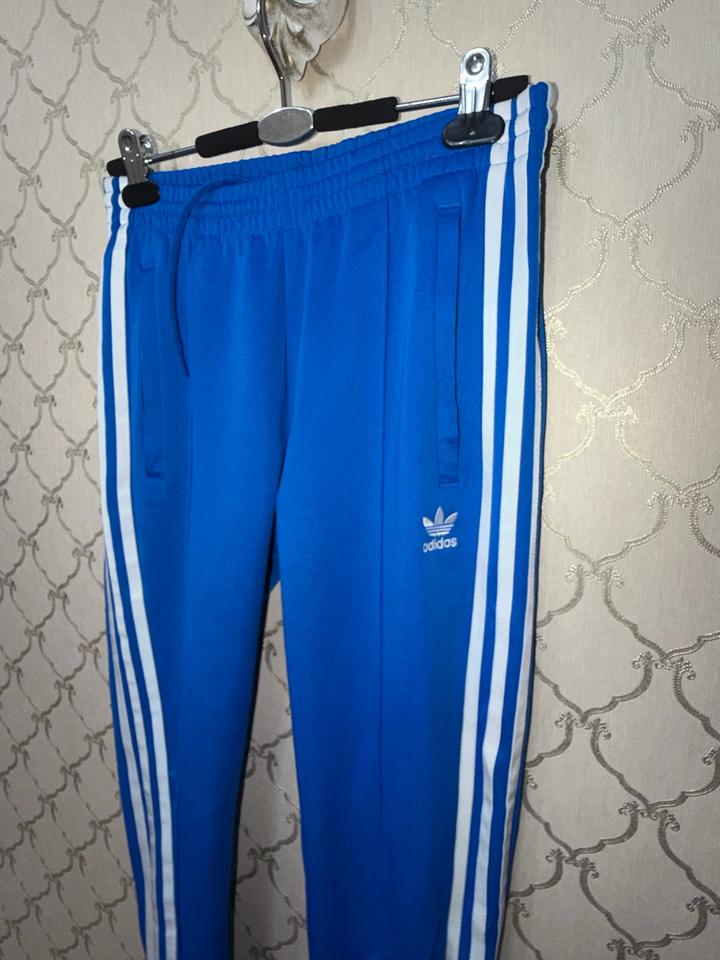 Спортивные брюки adidas