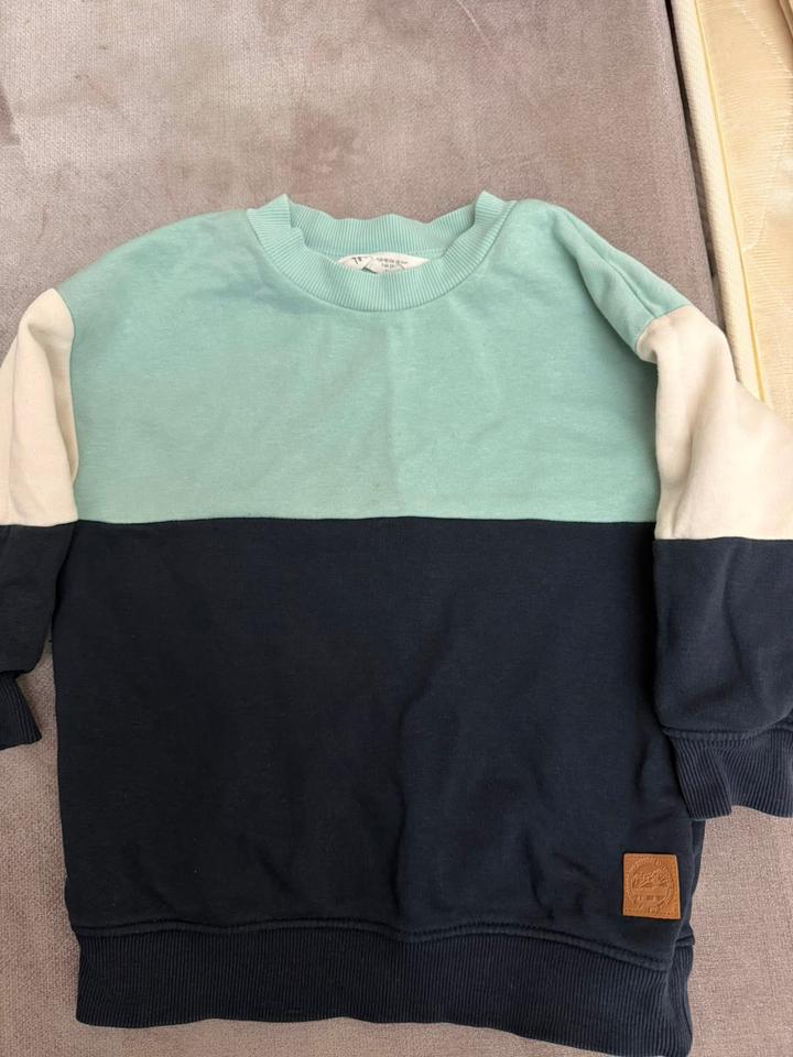H&M