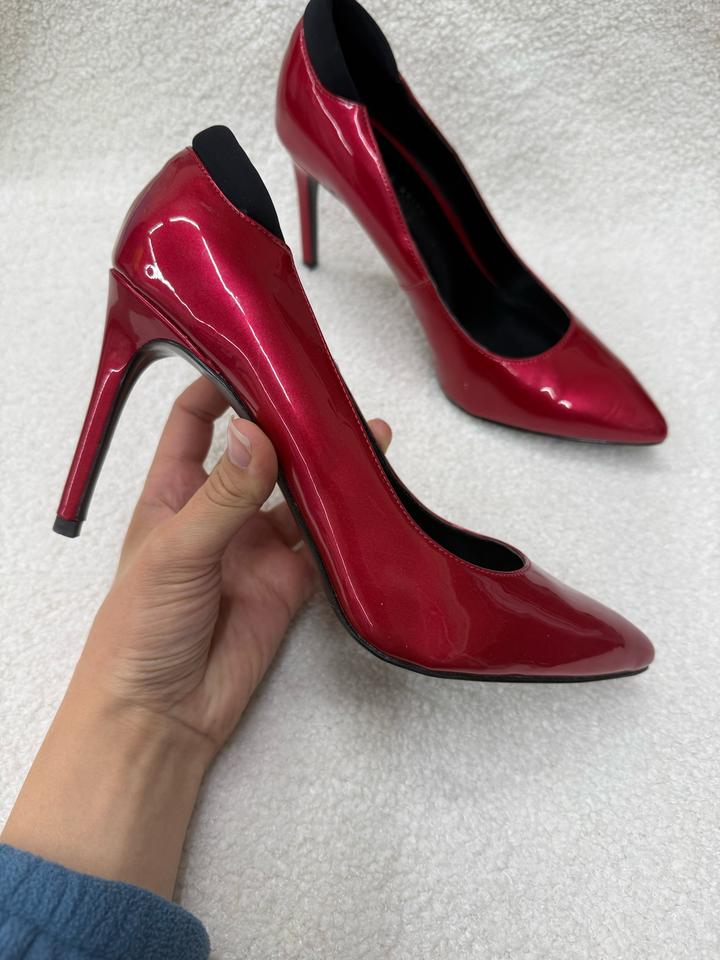 Charles & Keith