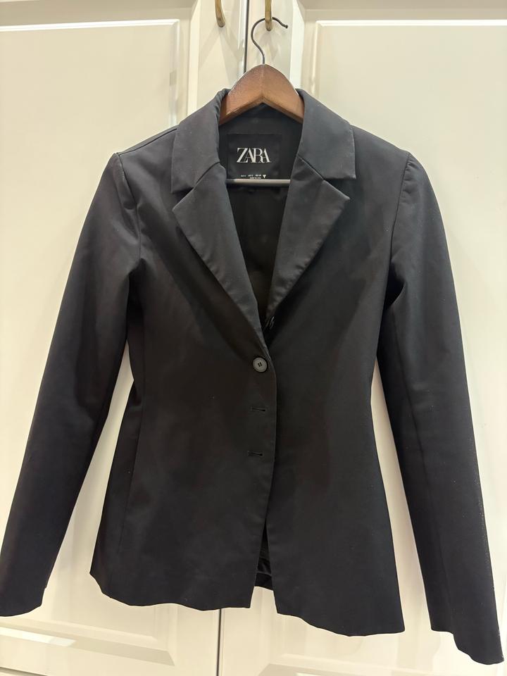 Zara Приталеннный пиджак