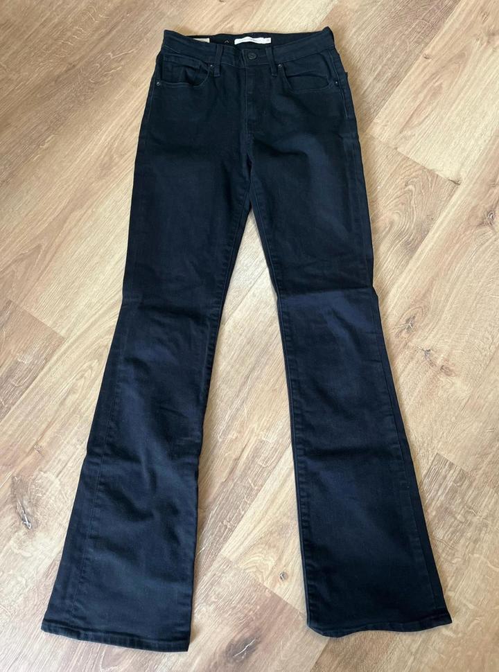 Levi's