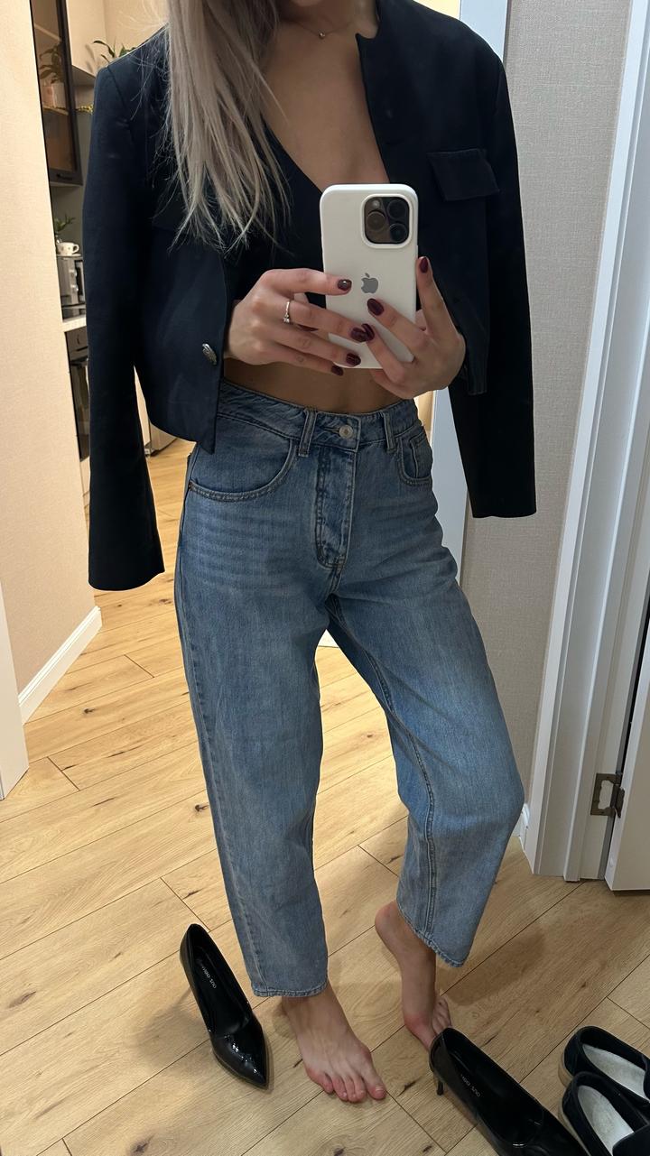 Джинсы PRETTYLITTLETHING