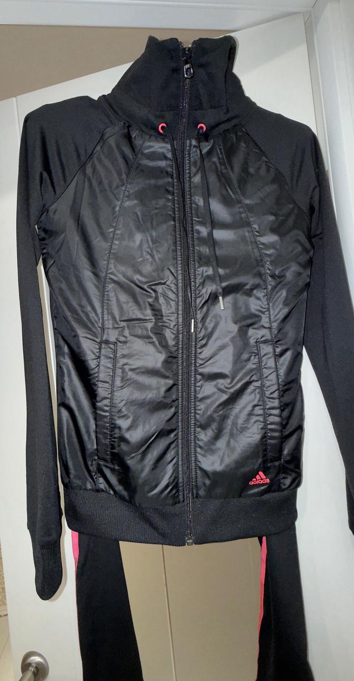 Спортивный костюм adidas