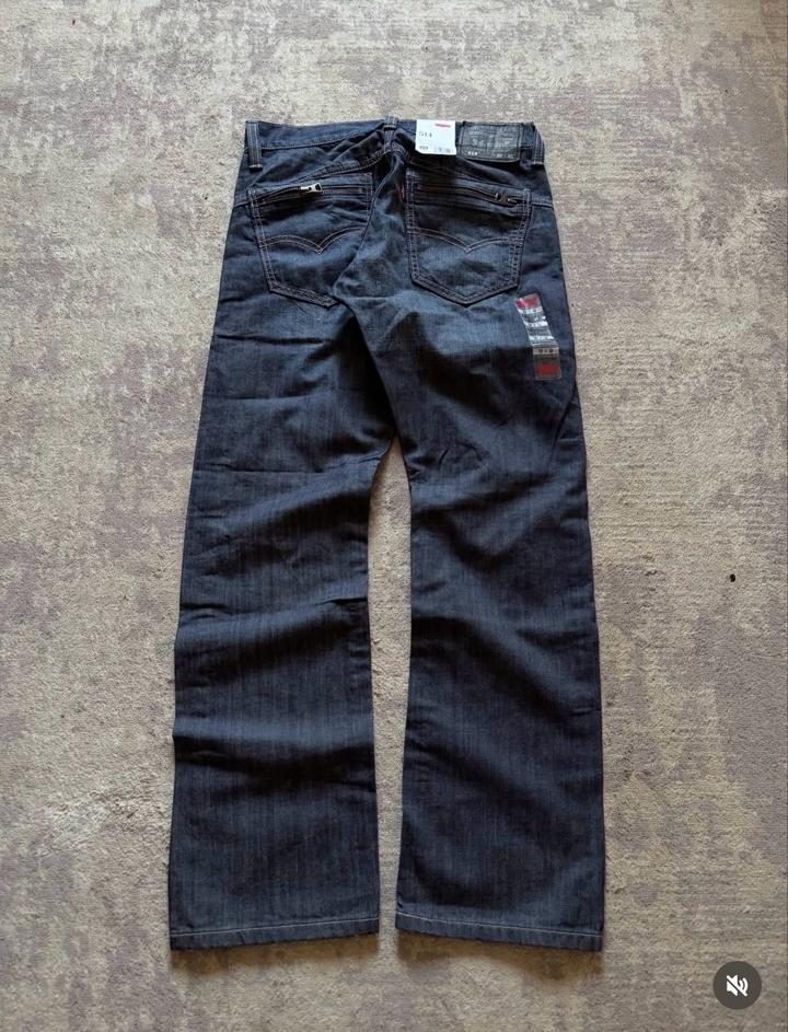 Levi's