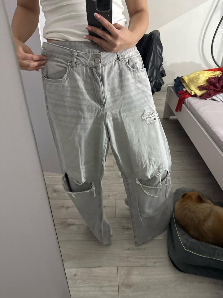 джинсы Zara