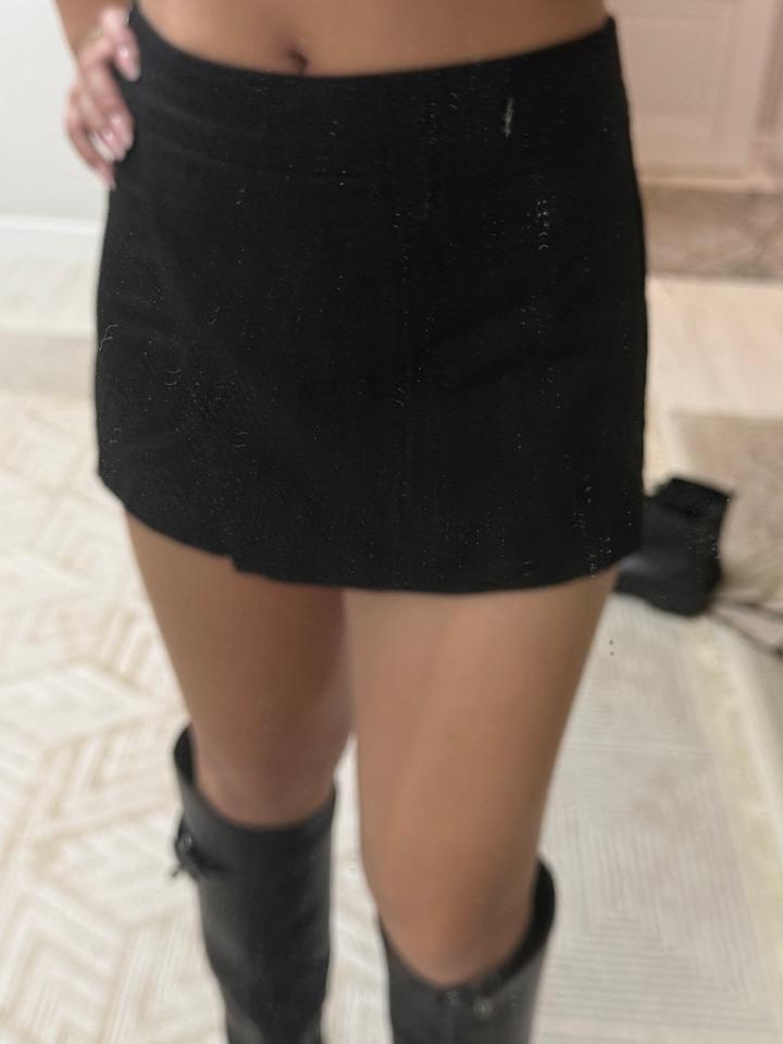 Zara Шорты-юбка