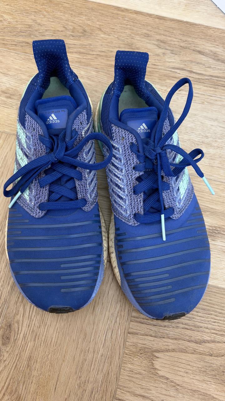 Кроссовки adidas