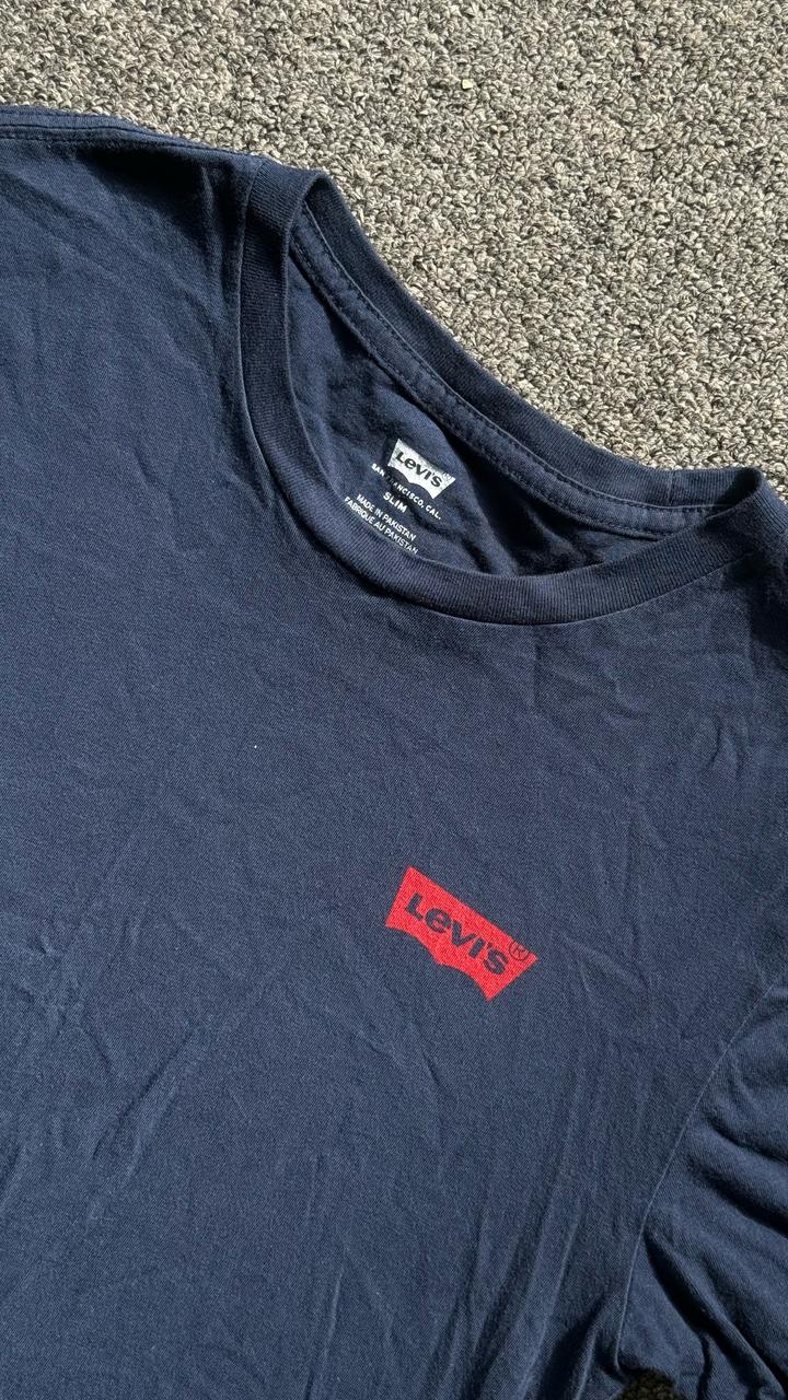 Levi's
