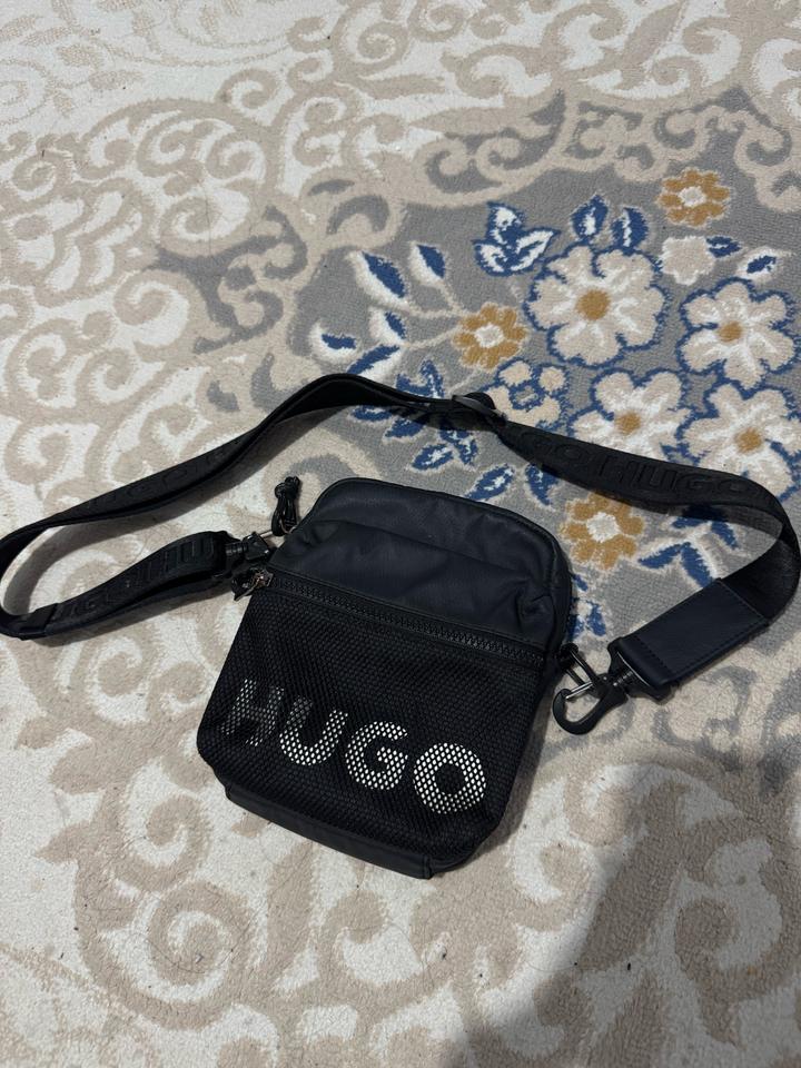 Сумка HUGO через плечо