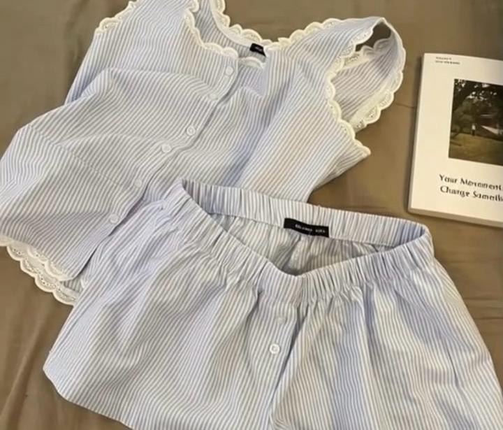Комплект Brandy Melville топ и шорты