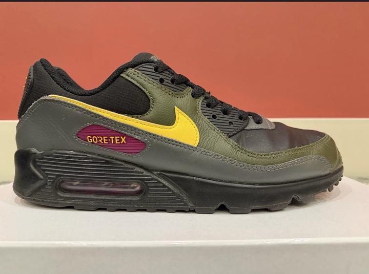 Nike