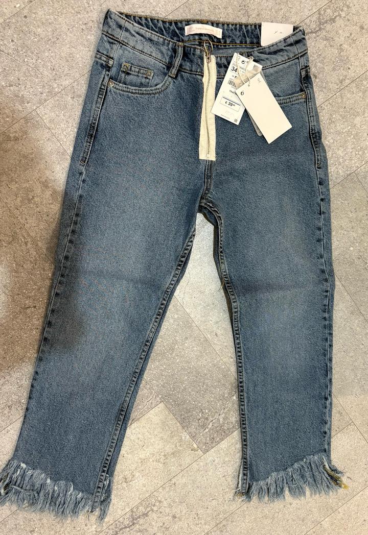 Zara джинсы оригинал 34 размер