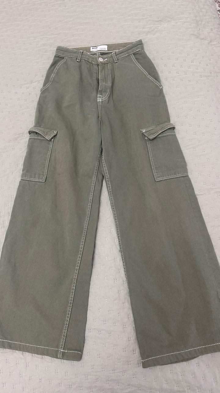 Джинсы карго Bershka