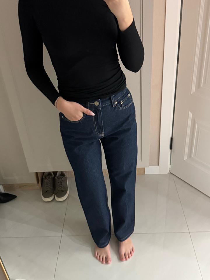 Zara Прямые джинсы Зара