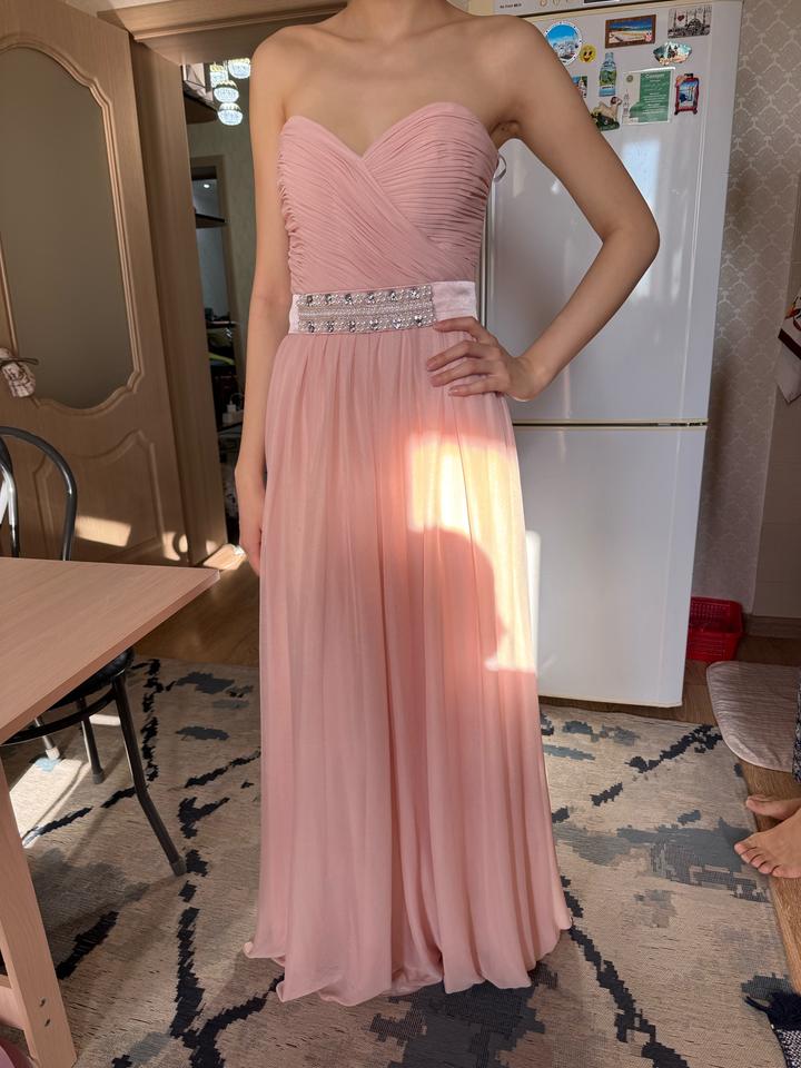 Продам платья на выпускной платье👗