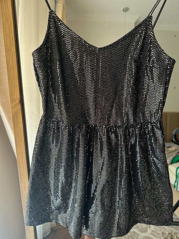 H&M
