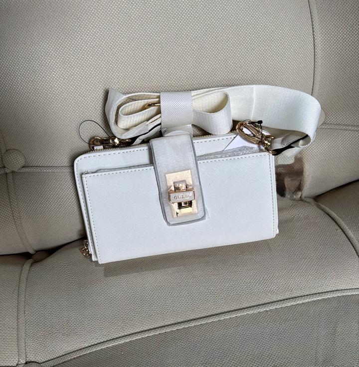 Сумка Guess клатч