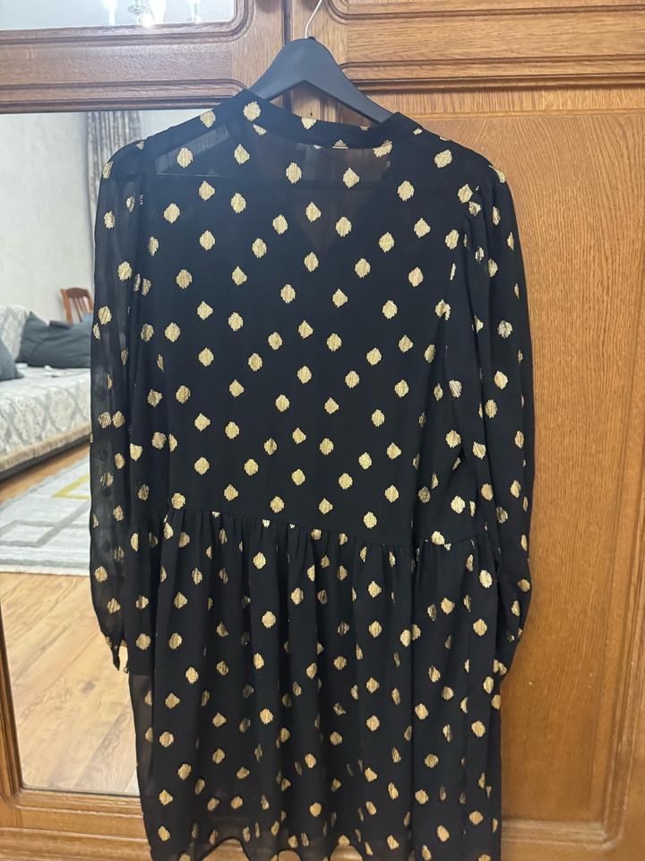 Черное платье H&M