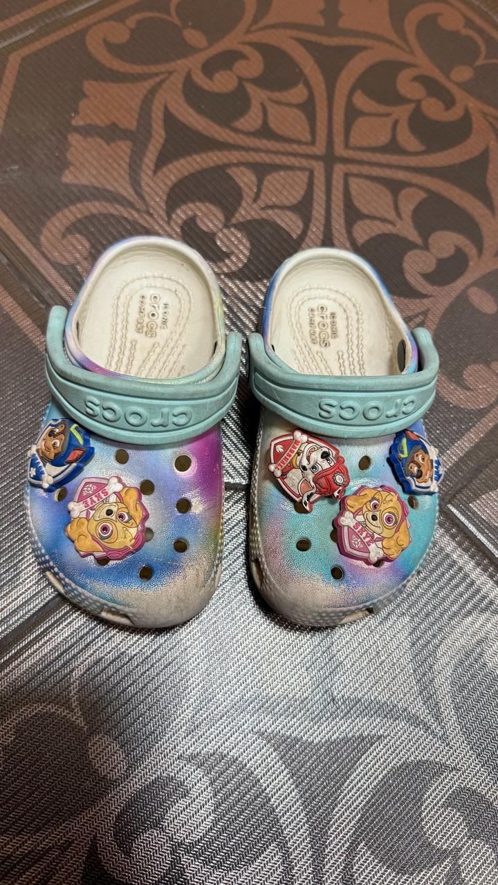 Crocs