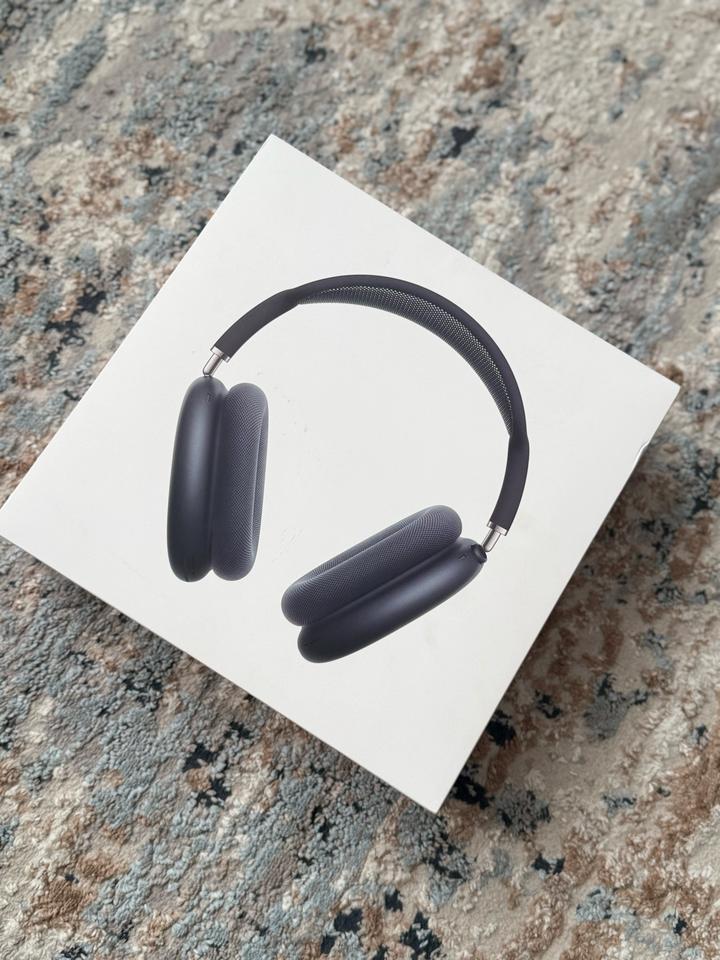Наушники Apple AirPods Max