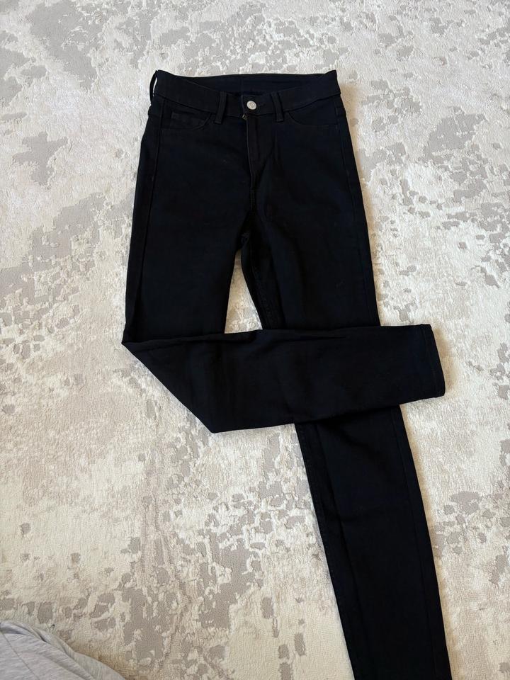 H&M