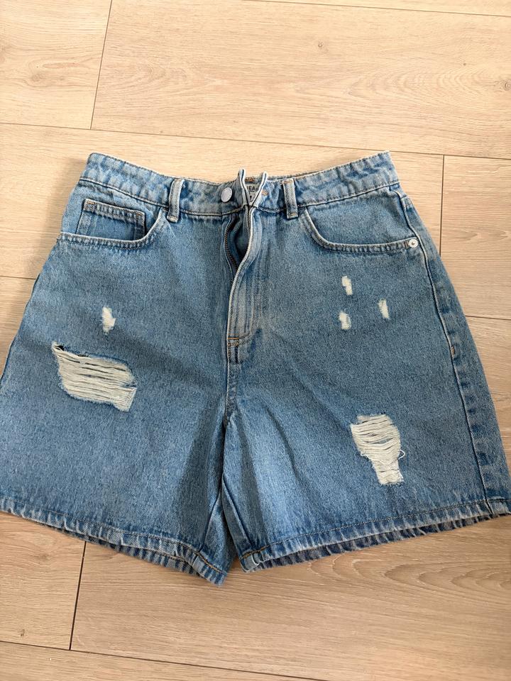 LC Waikiki