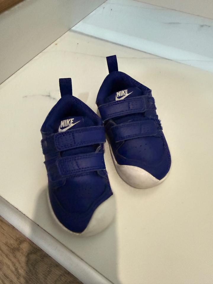Кроссовки Nike