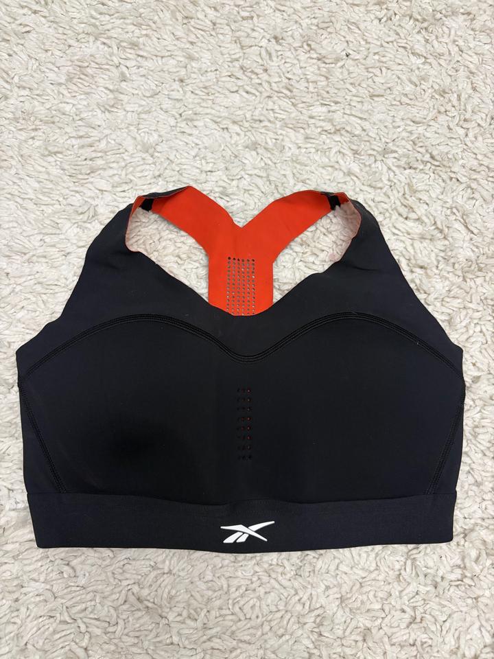 Спортивный топ Reebok