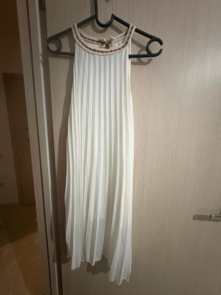 Плиссированное платье