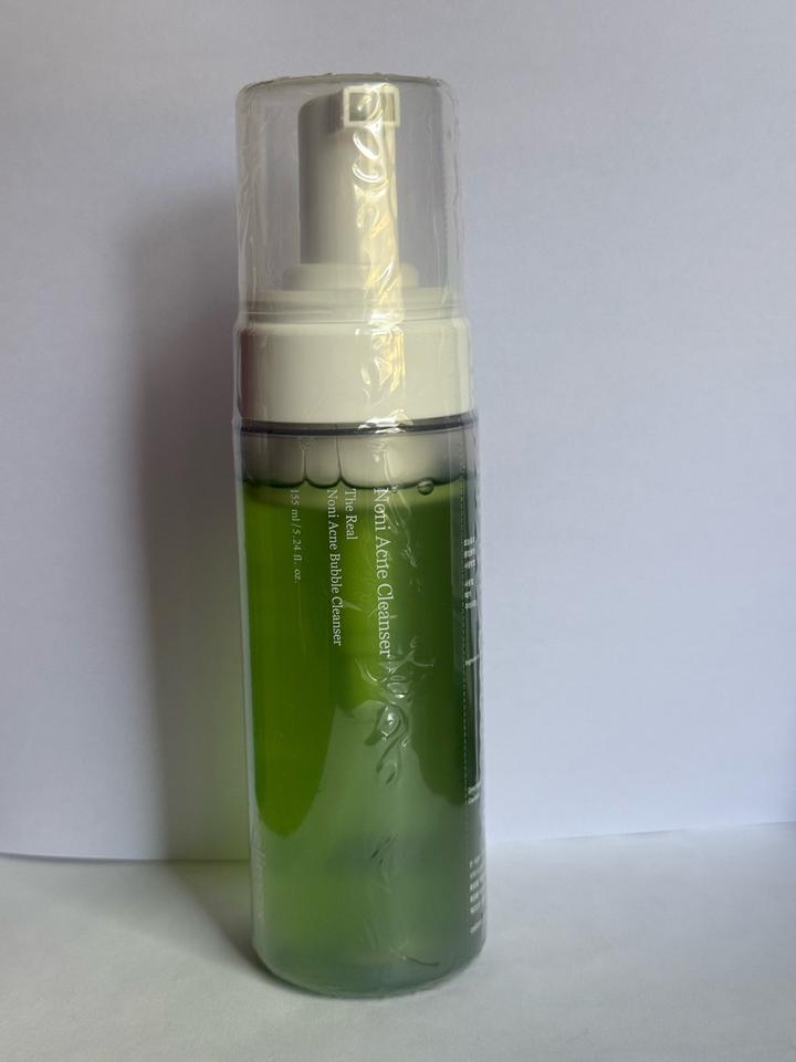 Celimax Очищающая пенка от акне The Real Noni Acne Bubble Cleanser