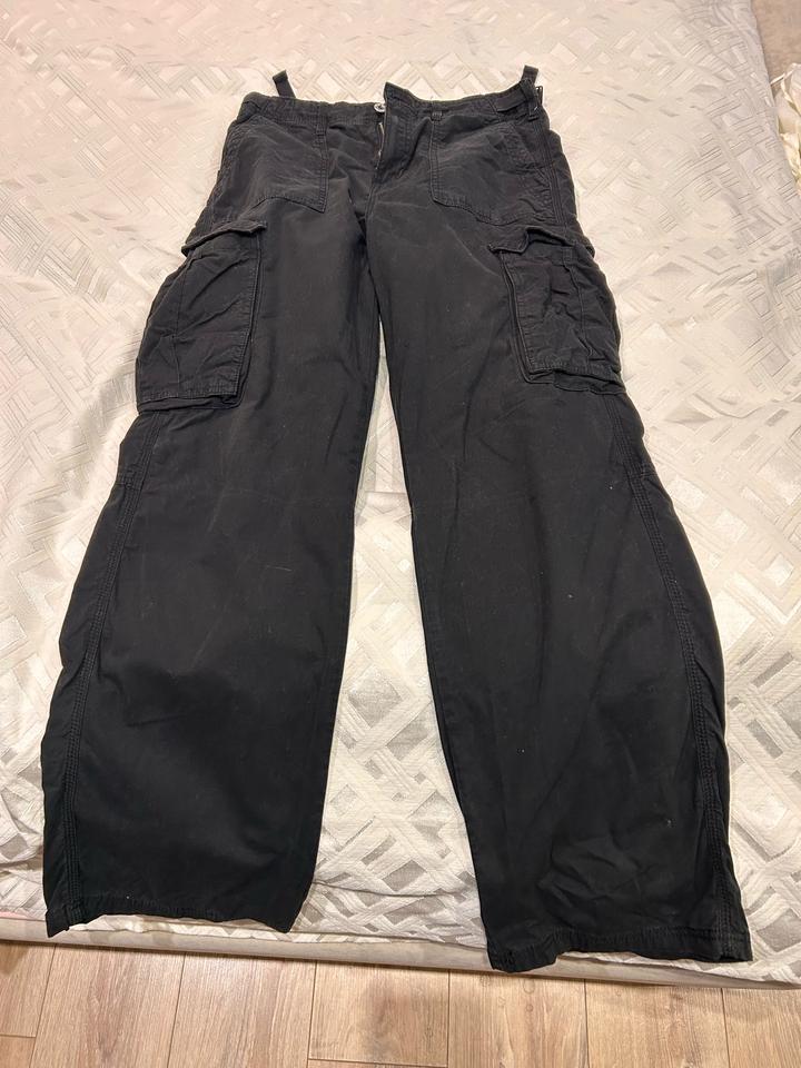 Брюки карго Bershka