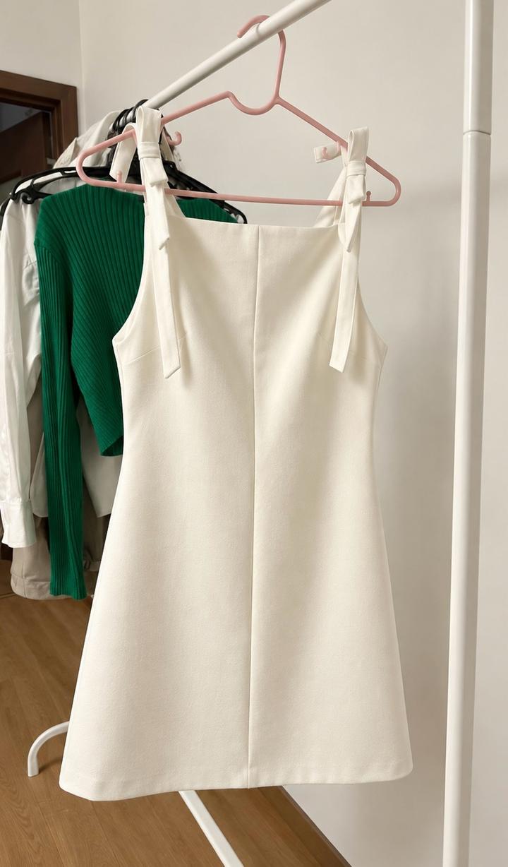 Белое платье ZARA