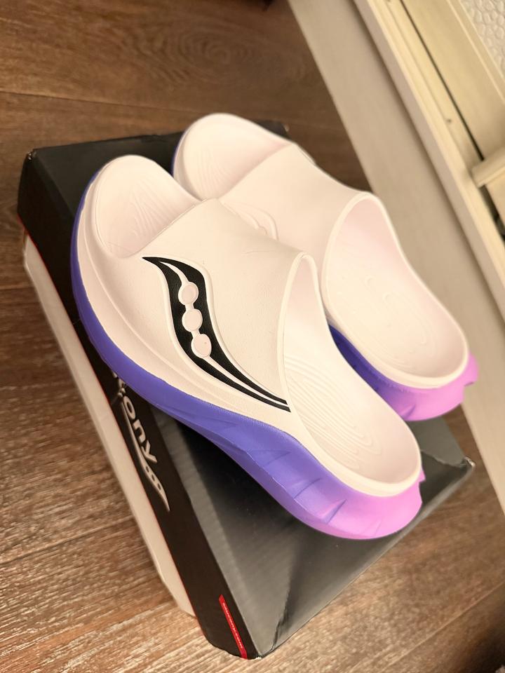 Сланцы Saucony