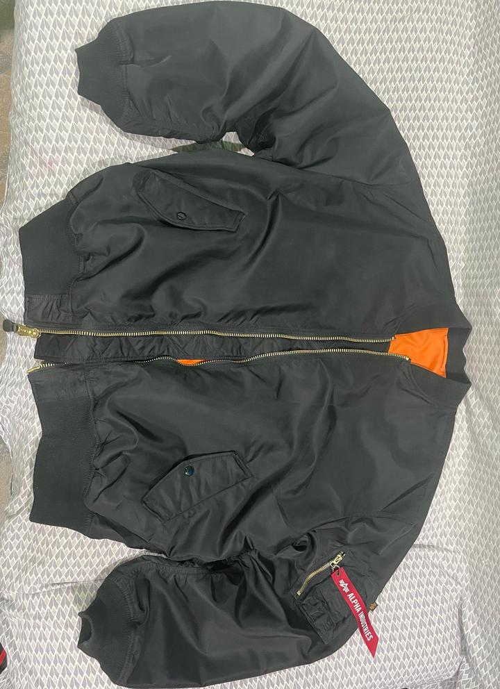 Бомбер Alpha Industries