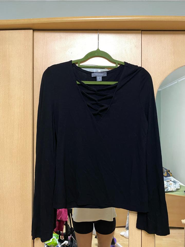 Кофта Primark со шнуровкой