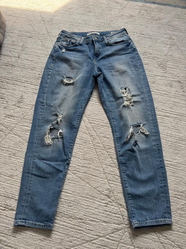 Mari Jeans Co.