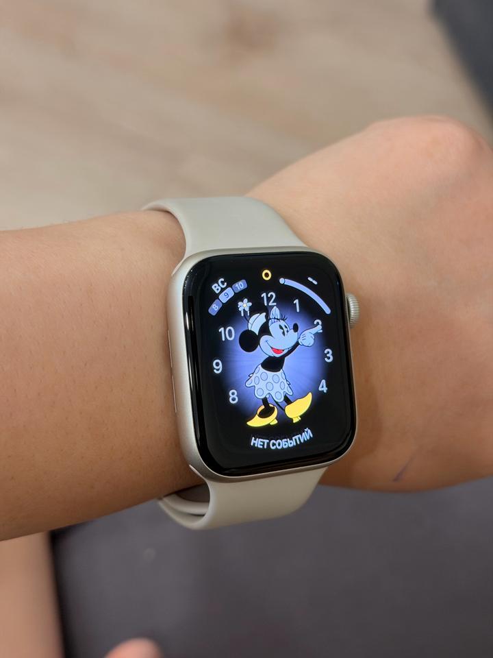Смарт-часы Apple Watch SE 44mm