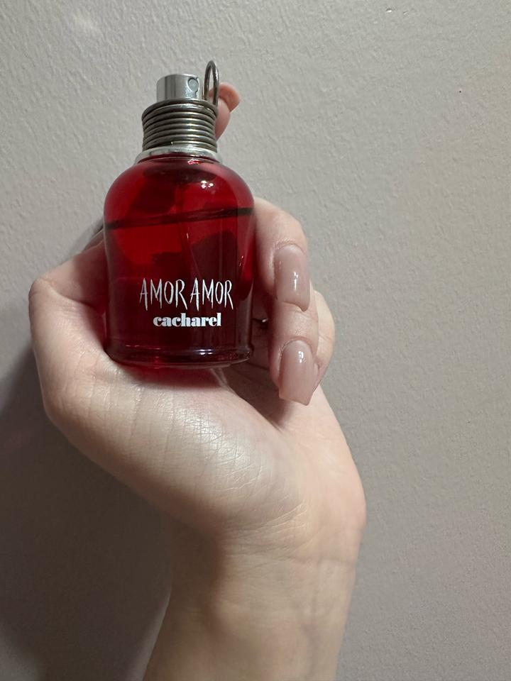 Парфюм Cacharel Amor Amor