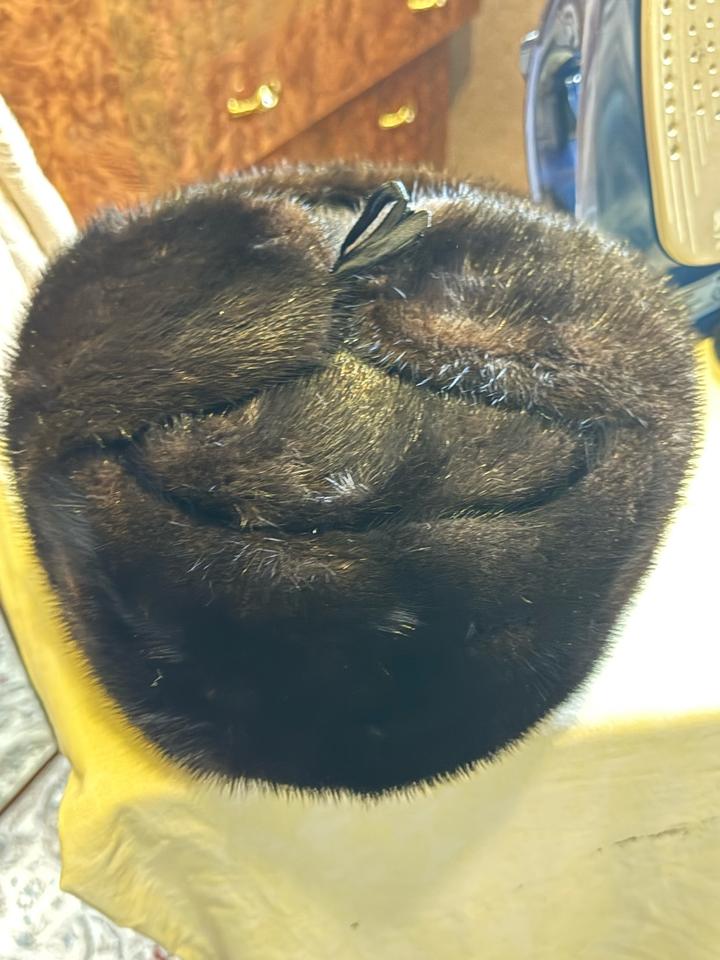 Меховая шапка