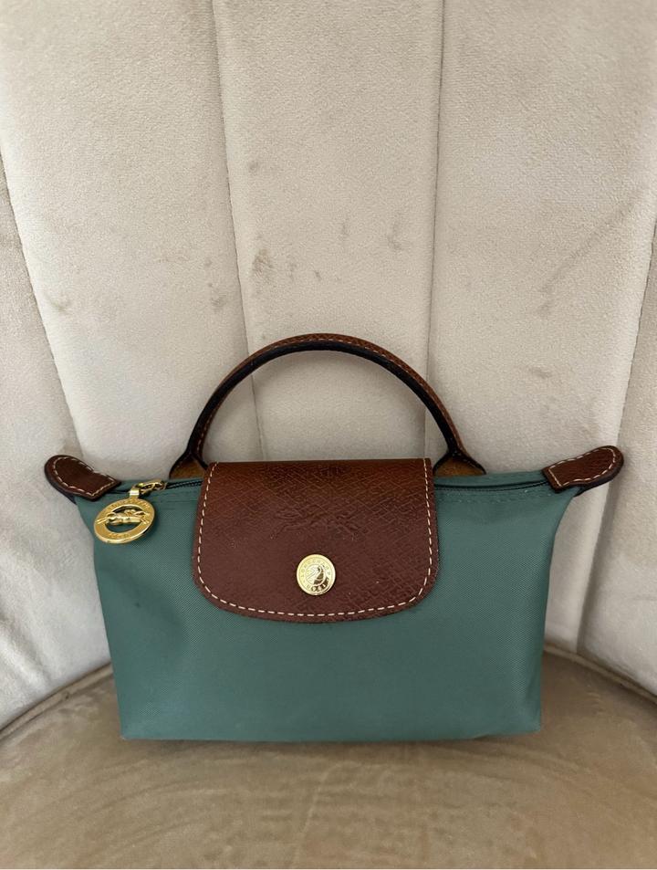 Longchamp