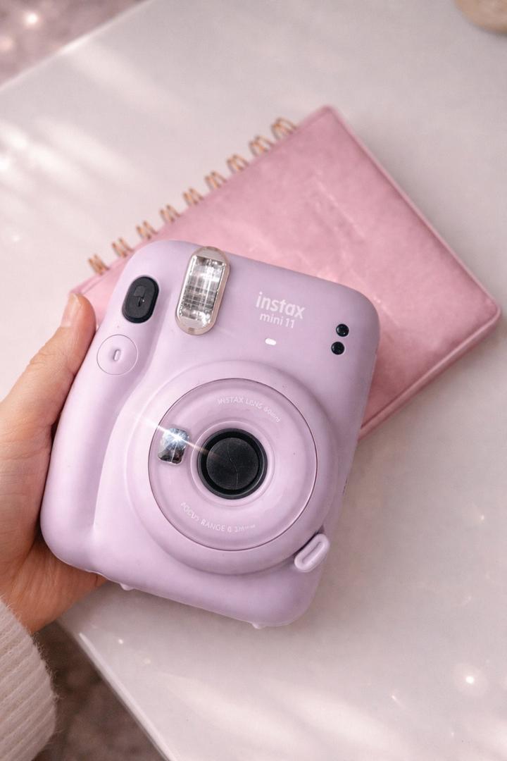 Instax