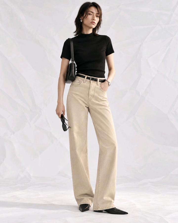 Zara Двойка с очками, сумкой.