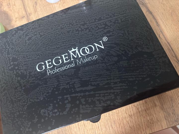 Gegemoon Палетка теней